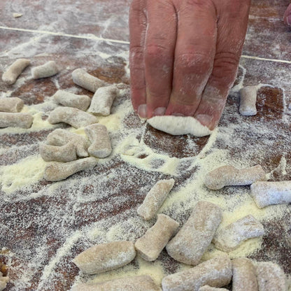 RASKATIELLI DI FARDELLA - Con sugo di pomodoro e peperoni pronto